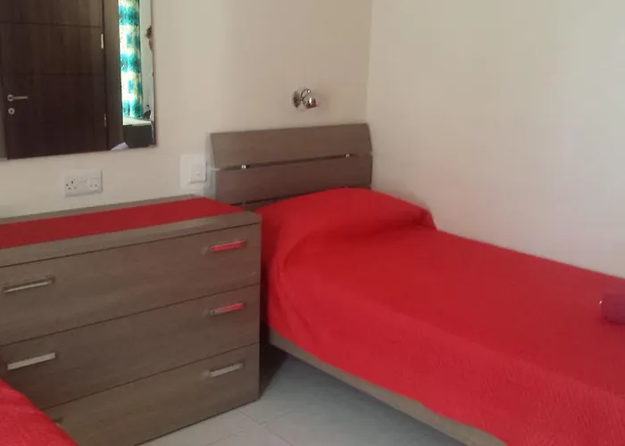 Apartment Triq Is-Silla